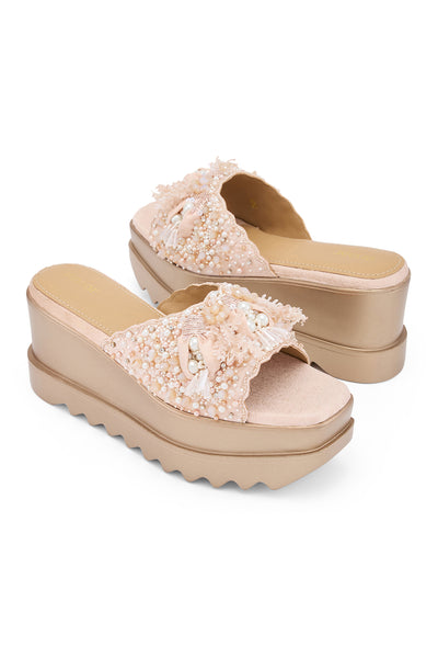 Fleur de Pearl Sandals