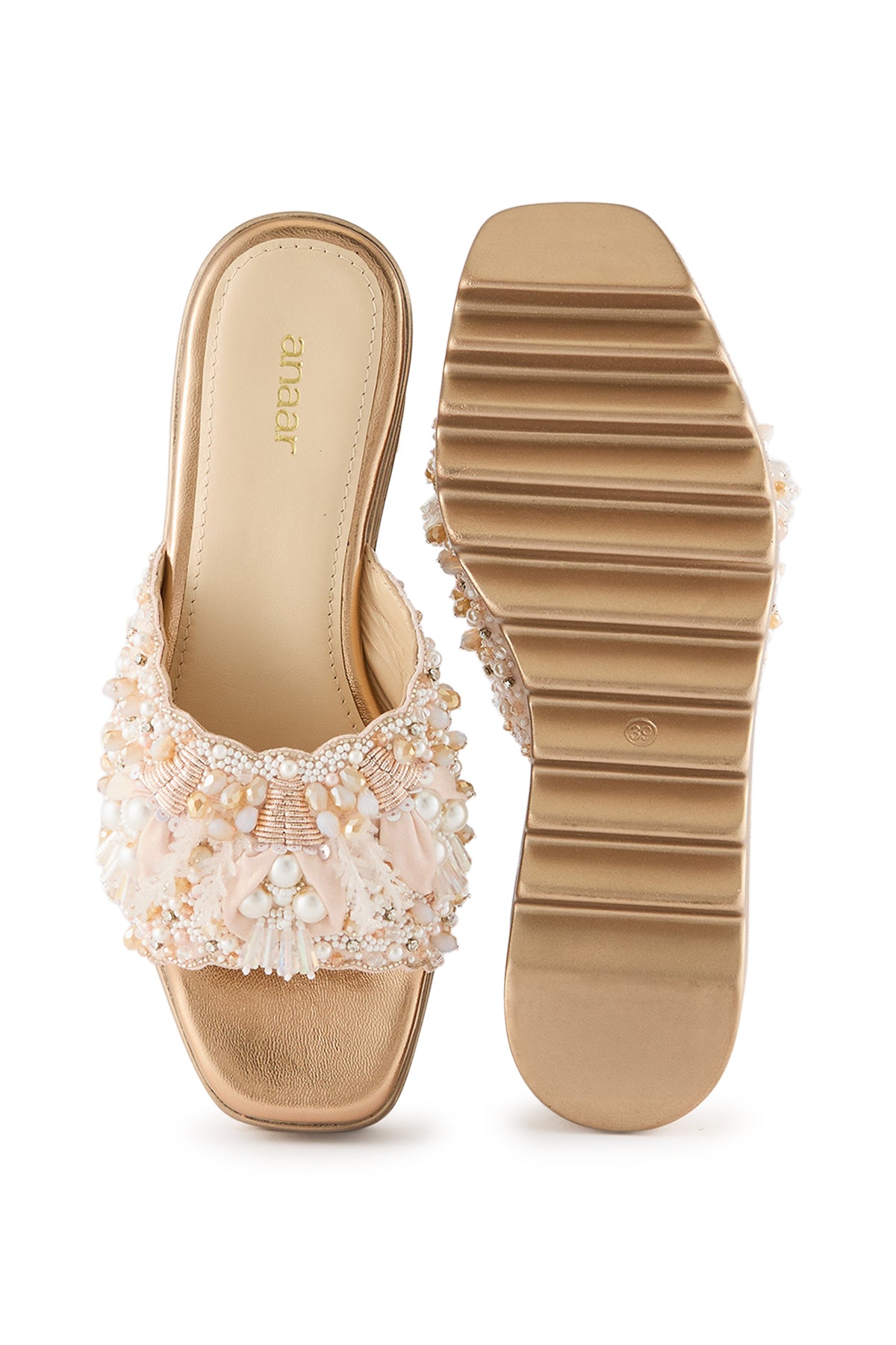Fleur de Pearl Sandals