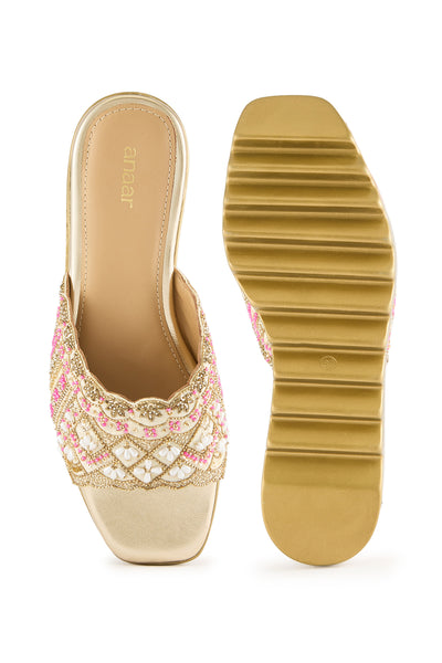 Vintage Wink Sandals