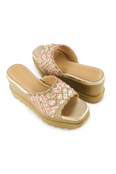 Vintage Wink Sandals