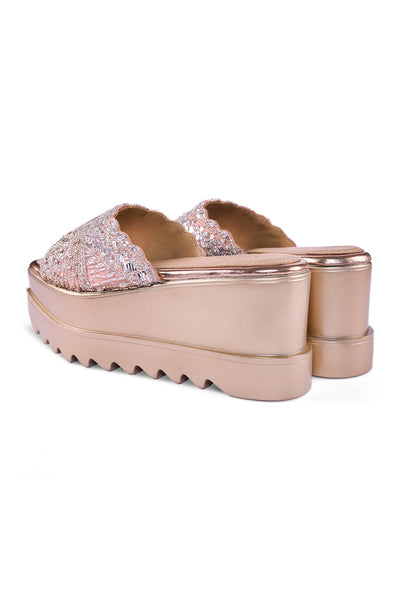 Leher Wedge Sandals