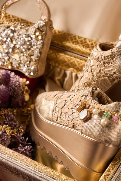 Maharani Glow Charm