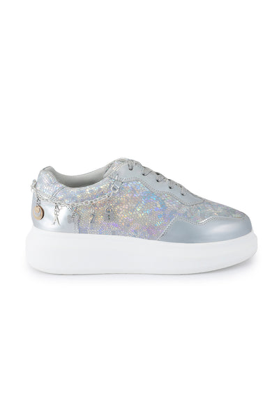 Disco 22 Classic Sneakers With Customized Silver Braclets