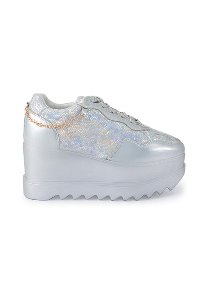 Disco 22 Signature Wedge Sneakers with Gold Chain - Anaar